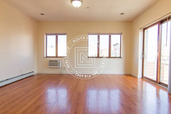 Rented by Nolita Group | media 39