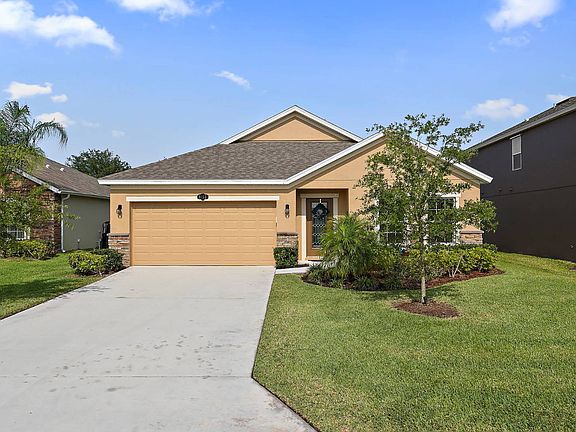 2nd image of 8155 Westfield Cir