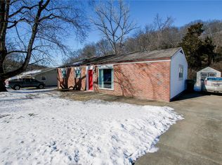 6005 Ozark Dr, High Ridge, MO 63049