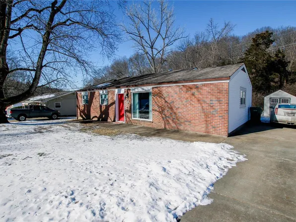 6005 Ozark Dr, High Ridge, MO 63049