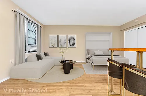 1420 York Ave Photo 1