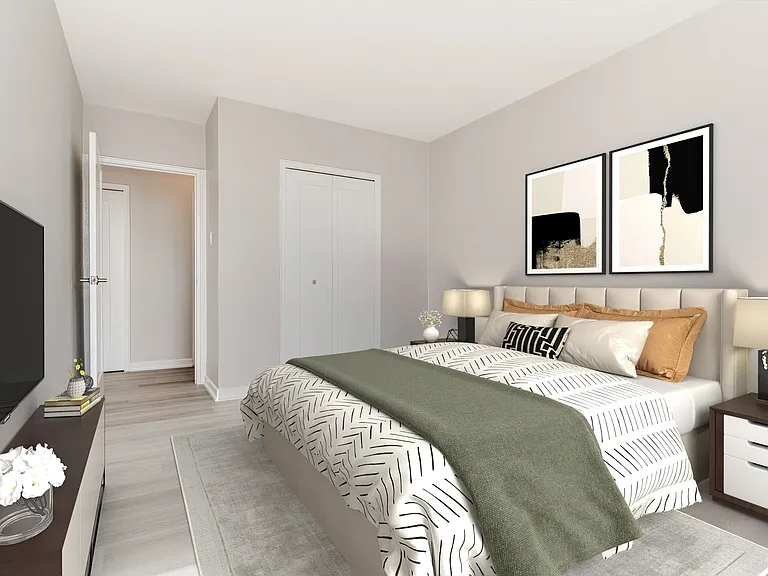 33 Erskine Ave — Photo 20