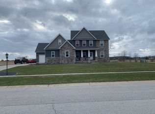 382 E Augustine Dr, Valparaiso, IN 46383