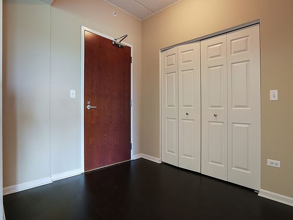 3rd image of 6420 Double Eagle Dr Unit 408