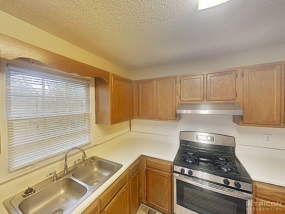 5th image of 4348 Turnberry Ct