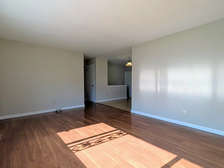 3356 Clemens Dr — Photo 6