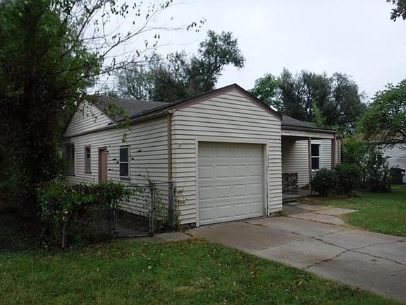 3rd image of 3038 S Millwood Ave