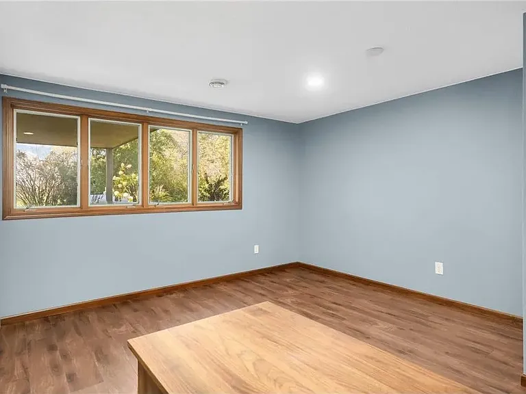 6351 Brighton Ave SE — Photo 10