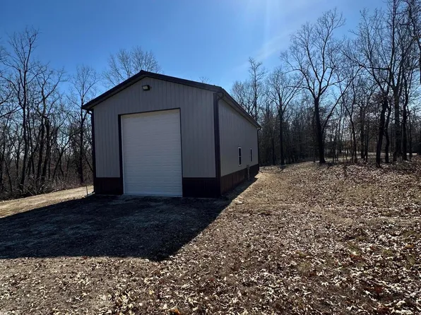 3128 Pea Ridge Rd, Centertown, MO 65023