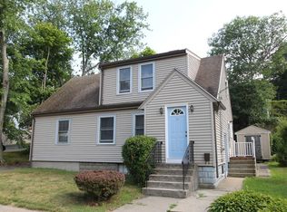 14 Denver St, Saugus, MA 01906