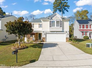 2816 Roundleaf Ct, Raleigh, NC 27604