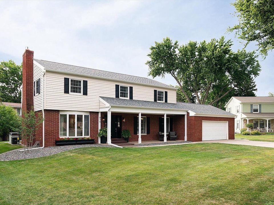 1st image of 870 Janice COURT WEST West