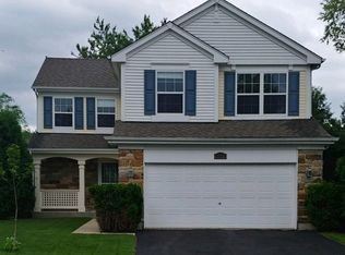 2571 N Lancaster Ln, Round Lake Beach, IL 60073