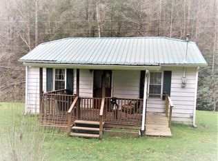 1903 Lynn Springs Rd, Swords Creek, VA 24649