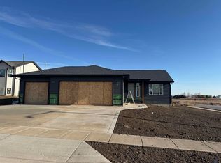 628 Bull Run Dr, Box Elder, SD 57719