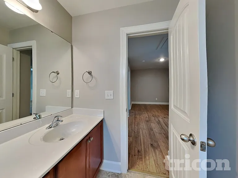 4724 Abbey Park Rd — Photo 20