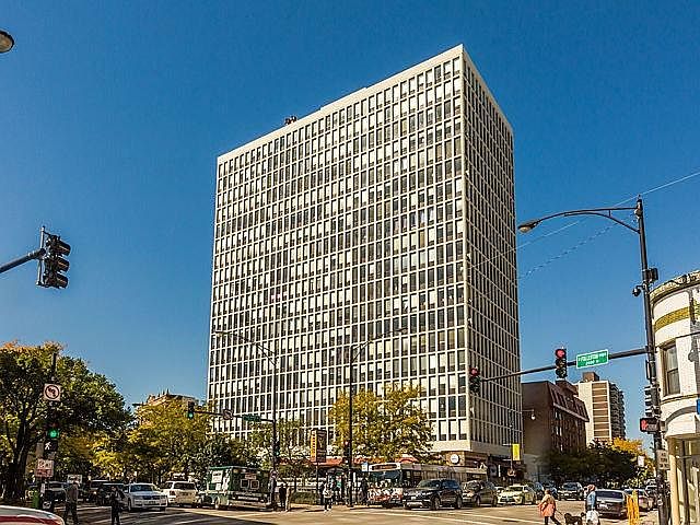 1st image of 444 W Fullerton Pkwy APT 1706