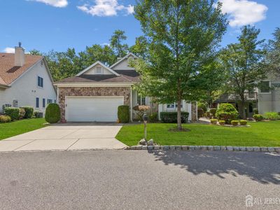 12 Whitehall Rd, Monroe Township, NJ, 08831