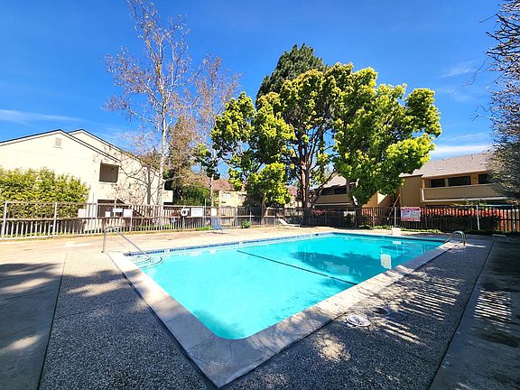 3rd image of 980 Kiely Blvd Unit 218