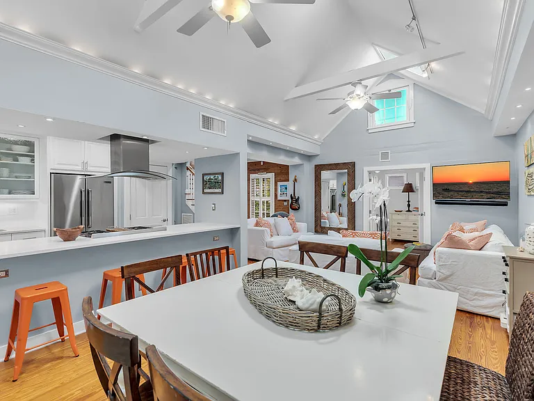 717 Southard St #A — Photo 33