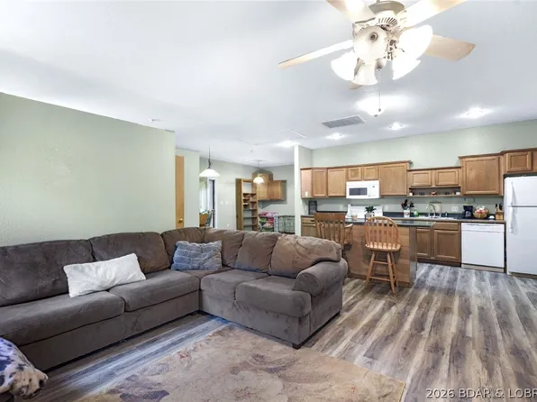 401 Valley Spring Rd, Camdenton, MO 65020