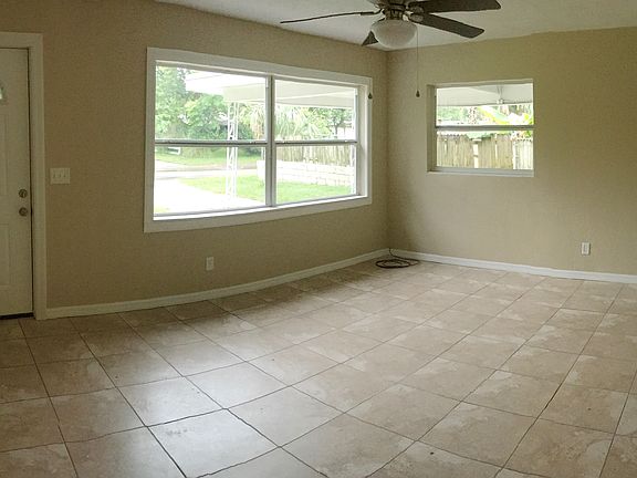 3rd image of 613 Galvin Dr