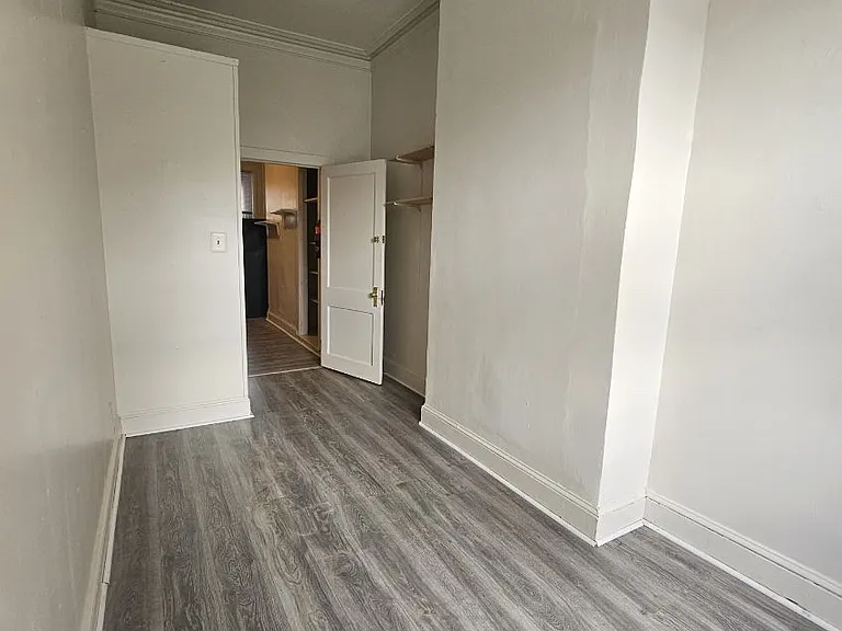4023 Locust St #2 — Photo 4