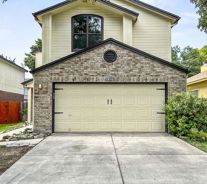 1st image of 1307 Hazelbury Ln