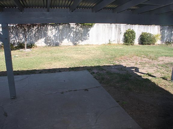 5th image of 416 Mylnar Ave