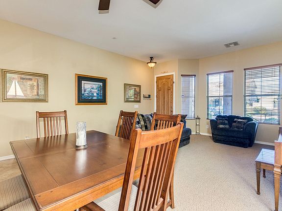 4th image of 2703 E Blue Spruce Ln