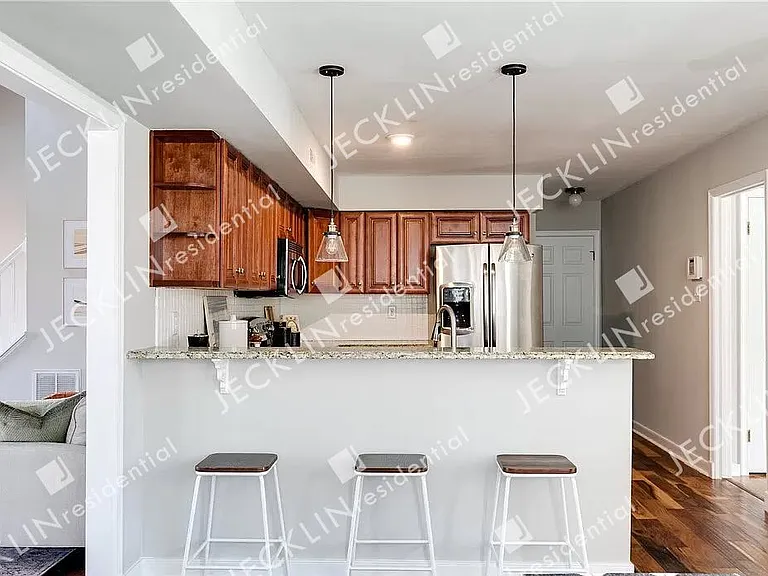 4670 Rollingwood Ln — Photo 15