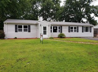 12 Dorothy Ave, Bellingham, MA 02019