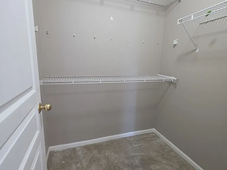 407 Spaulding Rd #407 — Photo 3