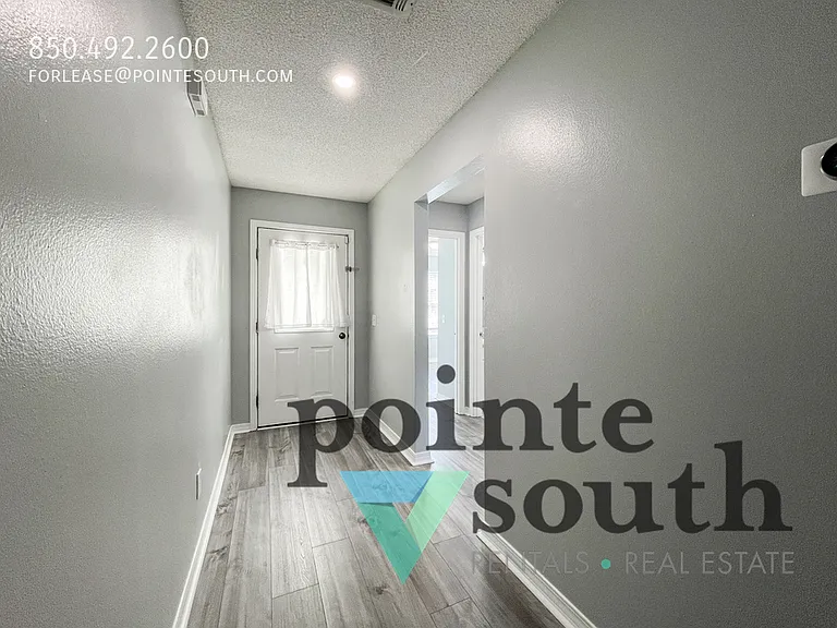 209 Staysail St — Photo 4