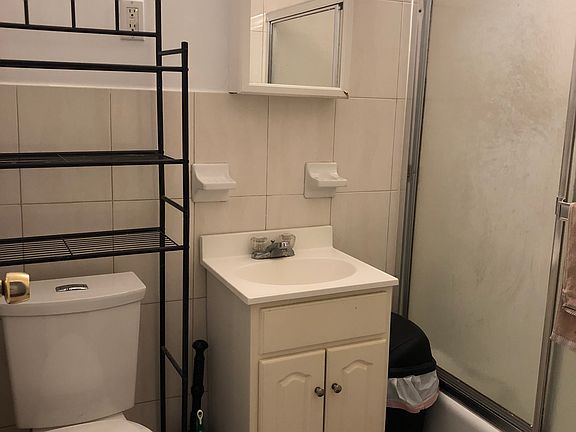 4th image of 253 S 10th St Floor 2