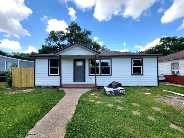 1002 Francis Dr, Pasadena, TX 77506