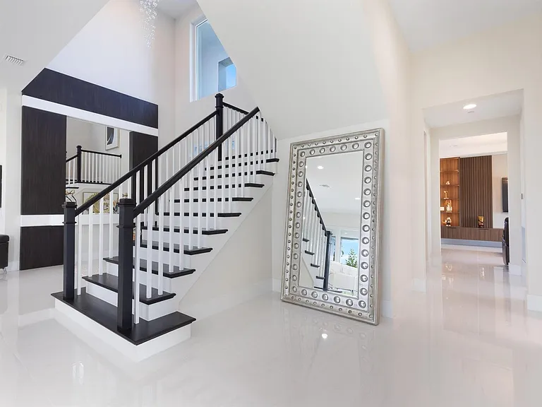 9124 Coral Isles Cir — Photo 36