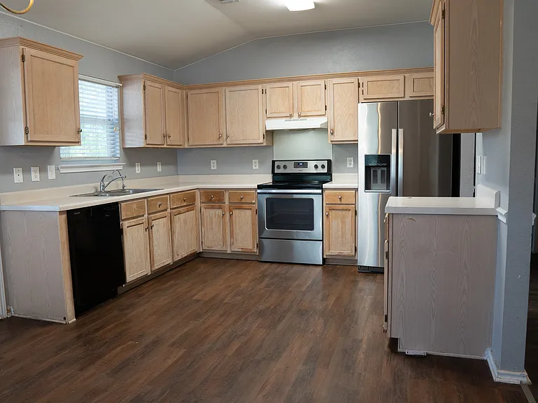 10610 Tiger Way — Photo 8