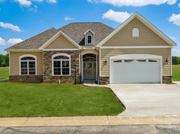 1134 Sheltered Brook Dr, Huron, OH 44839