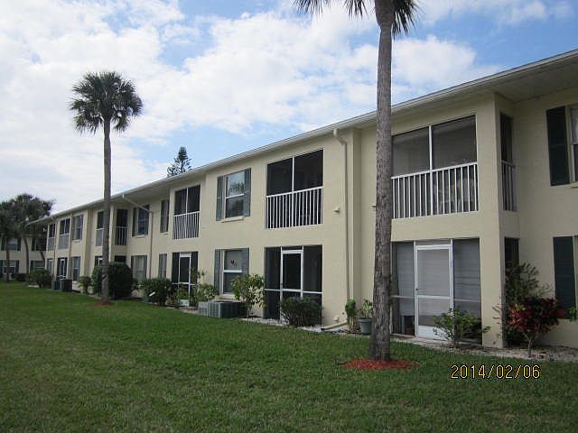2nd image of 1100 Pondella Rd APT 404