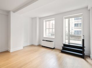 63 Wall St APT 3202, New York, NY 10005