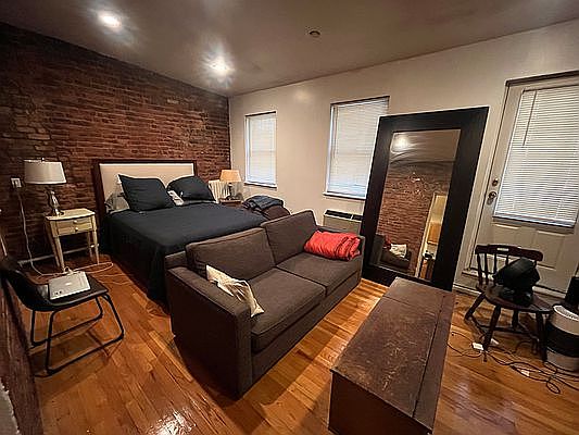 1st image of 176 Lexington Ave Unit 2R