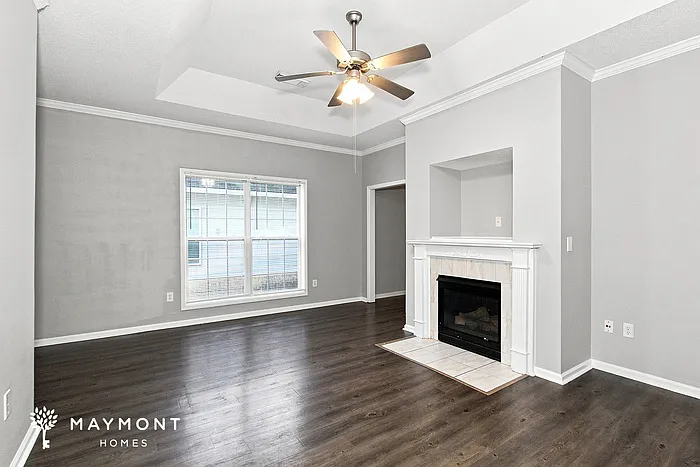 3 bed, 2.0 bath, 1382 sqft, $1,699 — Photo 3