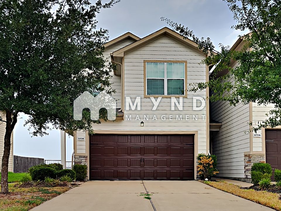 1st image of 11538 Champions Green Dr