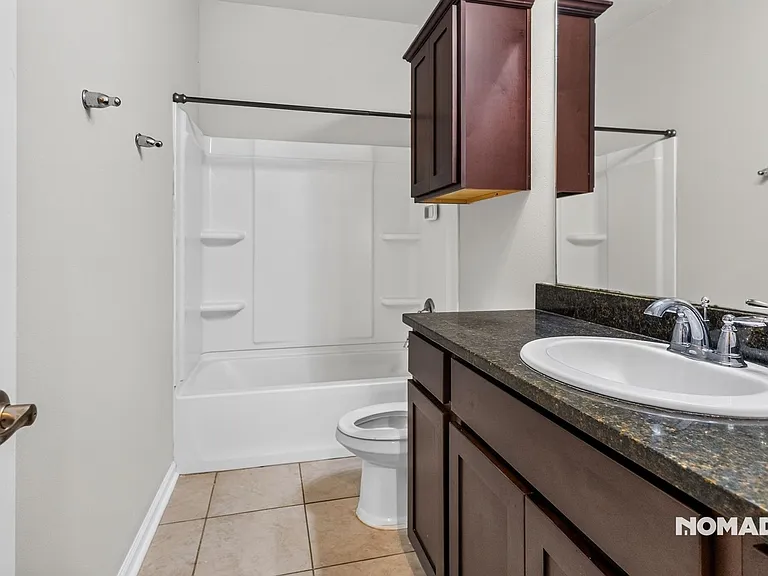 39394 Legacy Lake Dr — Photo 13