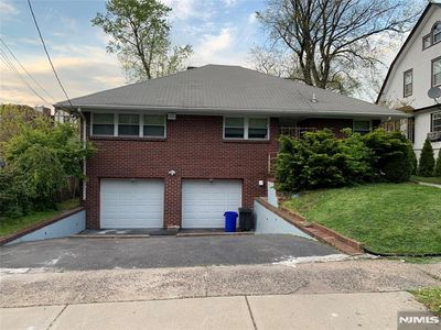 965 Maple Ave, Ridgefield, NJ, 07657