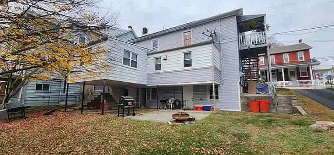 Building Photo - 52 W Wyomissing Ave #2