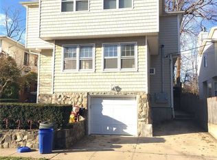 35 Hickory Rd FLOOR 2, Pt Washington, NY 11050