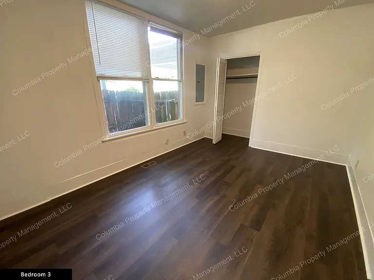 829 King St — Photo 7