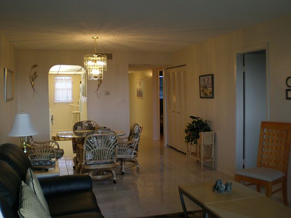 2nd image of 520 Palm Springs Blvd APT 805